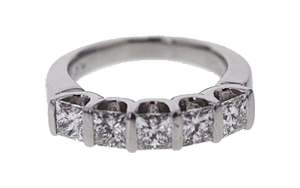 Diamond ring